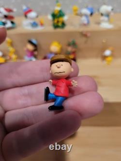 Ensemble de miniatures de décorations d'hiver Hallmark Peanuts Snoopy Charlie Brown Lucy