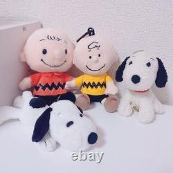 Ensemble de peluches collectionnables Peanuts Snoopy et Charlie Brown - 4 pièces