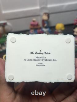 Ensemble de train Valentine Express de 5 Snoopy et Charlie Brown de Danbury Mint Peanuts LIRE