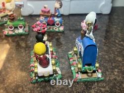 Ensemble de train Valentine Express de 5 Snoopy et Charlie Brown de Danbury Mint Peanuts LIRE
