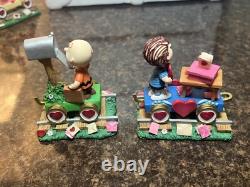 Ensemble de train Valentine Express de 5 Snoopy et Charlie Brown de Danbury Mint Peanuts LIRE