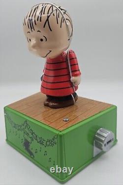 Fête de Noël complète 2017 Hallmark Peanuts avec lumières Snoopy Linus Lucy