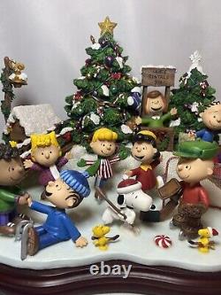 Fête de patinage de Noël Peanuts de la Danbury Mint Snoopy Charlie Brown TBE avec COA