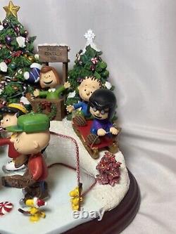 Fête de patinage de Noël Peanuts de la Danbury Mint Snoopy Charlie Brown TBE avec COA