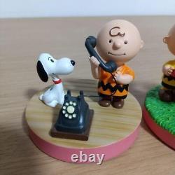 Figure Vintage Snoopy Charlie Brown