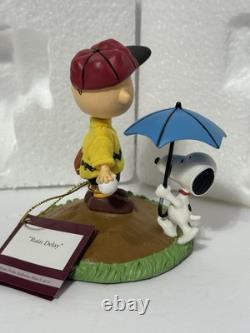 Figurine Ashton Drake Peanuts Snoopy Avril #4 Délai de Pluie Charlie Brown A1702