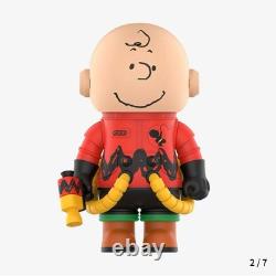 Figurine Exclusive Authentique Pop Mart Mega Space Molly 100% Charlie Brown Snoopy