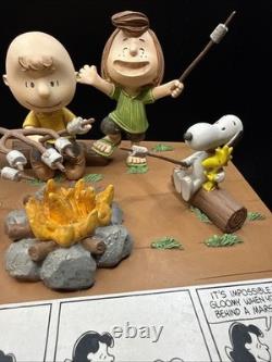 Figurine Hallmark Peanuts Gallery « C’était un été court, Charlie Brown » 2019 édition limitée