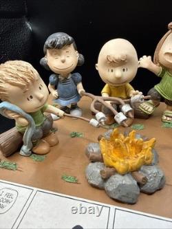 Figurine Hallmark Peanuts Gallery « C’était un été court, Charlie Brown » 2019 édition limitée