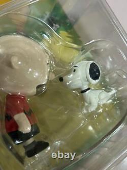 Figurine Snoopy Charlie Brown MEDICOM TOY Série UDF Ensemble de 4