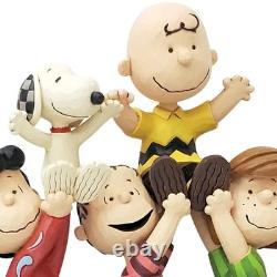 Figurine de célébration grandiose Charlie Brown Peanuts par Jim Shore 6006932 Snoopy Nouveau