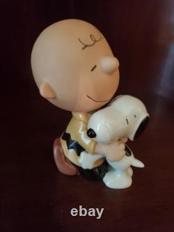 Figurine en porcelaine Lenox Charlie Brown et Snoopy Beaucoup de câlins - Iob