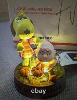 Figurine lumineuse vintage Halloween Hallmark Snoopy Charlie Brown limitée