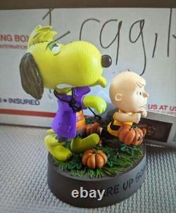 Figurine lumineuse vintage Halloween Hallmark Snoopy Charlie Brown limitée