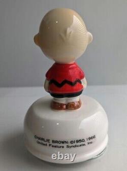 Figurine musicale en céramique rare Snoopy Vintage Charlie Brown