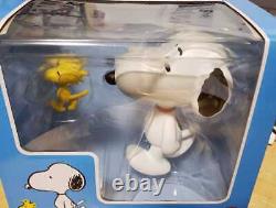 Figurines Snoopy et Wood de VCD Medicom Toys, Snoopy et Charlie Brown des Peanuts, UDF.