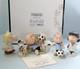 Figurines De Jeu De Soccer Lenox Peanuts 5 Pc. Charlie Brown Snoopy Et Amis 857523 Neuf