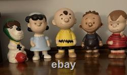 Figurines en céramique vintage de 1968 Charlie Brown, Lucy, Linus, Snoopy et Franklin