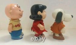 Figurines vintage en plastique PEANUTS : Snoopy, Charlie Brown, Lucy, Woodstock avec accessoires