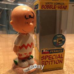 Funko Charlie Brown Snoopy Édition Spéciale Bubble Head