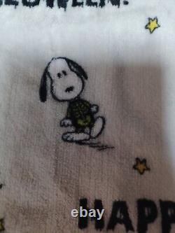 HALLOWEEN SCHULZ SNOOPY PEANUTS COUVERTURE Charlie BROWN Linus WOODSTOCK PATTY