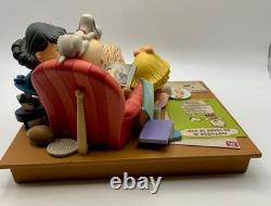 Hallmark 2015 Édition limitée figurine Peanuts Le bonheur, c’est 65 ans de plaisir Charlie Brown