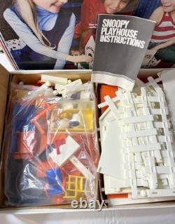 JOUET VINTAGE PEANUTS SNOOPY MAISON DE JEU 1970 Autre Produit Déterminé MIB