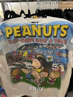 'Jeff Gordon Racing Nascar Chase Authentics Vintage Charlie Brown Snoopy Peanuts' would be translated to 'Vintage Jeff Gordon Racing Nascar Chase Authentic's Charlie Brown Snoopy Peanuts' in French.