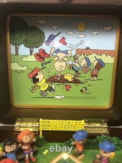 Jouer Ball Charlie Brown Danbury Mint Peanuts Boîte À Musique Snoopy Baseball Snoopy