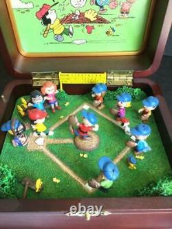 Jouer Ball Charlie Brown Danbury Mint Peanuts Boîte À Musique Snoopy Baseball Snoopy