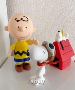 Jouet Charlie Brown Medicom Snoopy