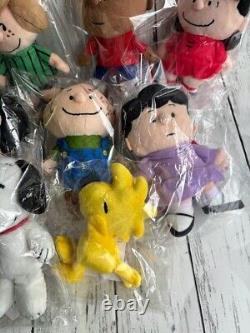 Jouet en peluche du groupe PEANUTS - Ensemble de 12 poupées Snoopy et ses amis Charlie, Lucy et Pig Pen