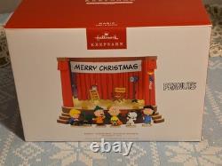 Joyeux Noël Charlie Brown 2025 Hallmark Peanuts Gang Présentation de Table NIB