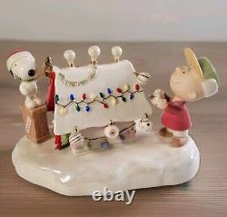 La boîte à musique de la célébration de Noël de Charlie Brown et Snoopy de Lenox Peanuts dans sa boîte d'origine 2006