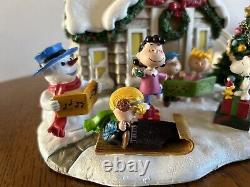 La maison illuminée de Noël Peanuts de Danbury Mint Charlie Brown Snoopy testée fonctionne