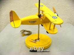 Lampe de table en bois N3N biplan Peanuts Charlie Brown Snoopy As du Vol Baron Rouge