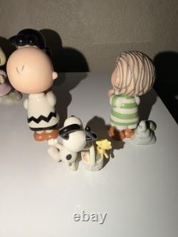 Lenox Peanuts C'est le Beagle de Pâques Charlie Brown lot de 5