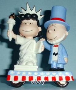 Lenox Peanuts C'est le Jour de l'Indépendance Figurine 2 PC. Charlie Brown Lucy Snoopy
