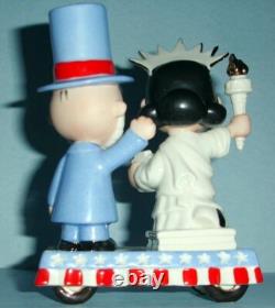 Lenox Peanuts C'est le Jour de l'Indépendance Figurine 2 PC. Charlie Brown Lucy Snoopy