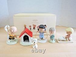 Lenox Peanuts Célèbre 60 Ans Ensemble de 5 Charlie Brown Lucy Snoopy Neuf dans la Boîte