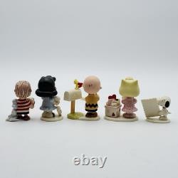 Lenox Un Ensemble De 5 Figurines Peanuts Pour La Saint-Valentin Charlie Brown Lucy Snoopy NEUF Lenox Un Ensemble De 5 Figurines Peanuts Pour La Saint-Valentin Charlie Brown Lucy Snoopy NEUF