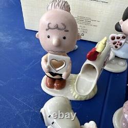 Lenox Une fête de figurines de la Saint-Valentin Peanuts Charlie Brown Snoopy Lucy 5 pièces