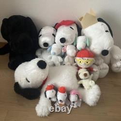 Lot de 12 articles en peluche Snoopy mascotte anime, personnage Charlie Brown à vendre