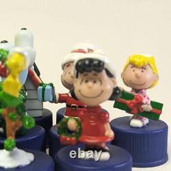 Lot de 29 figurines miniatures de Snoopy en vente : woodstock, Charlie Brown, Surrey, Lucy etc.