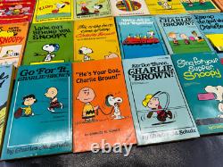 Lot de 40 livres de poche Peanuts Charlie Brown Snoopy vintage Charles M Schultz