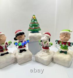 Lot de 5 Peanuts 2015 LightUp Noël Snoopy Spectacle lumineux et musique sans fil testé