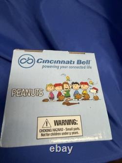 Lot de figurines à tête branlante des Cincinnati Reds Peanuts avec Snoopy, Charlie Brown et Linus, avec boîtes