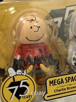 Mega Space Molly Charlie Brown & Snoopy scellé, neuf