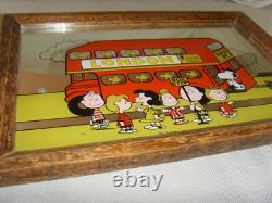 Miroir ancien en bois vintage 1966 avec cadre Snoopy Charlie Brown arrêt de bus Londres Royaume-Uni