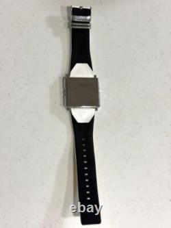 Montre numérique EPSON SEIKO Smart Canvas Snoopy Peanuts BEAGLE HUG Charlie Brown